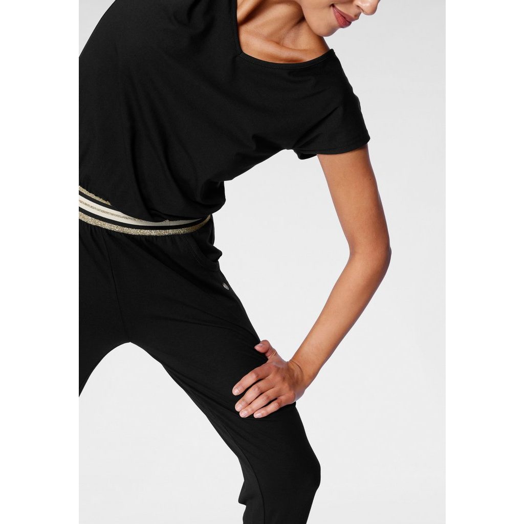 ocean-sportswear-soulwear-jumpsuit-2.jpg